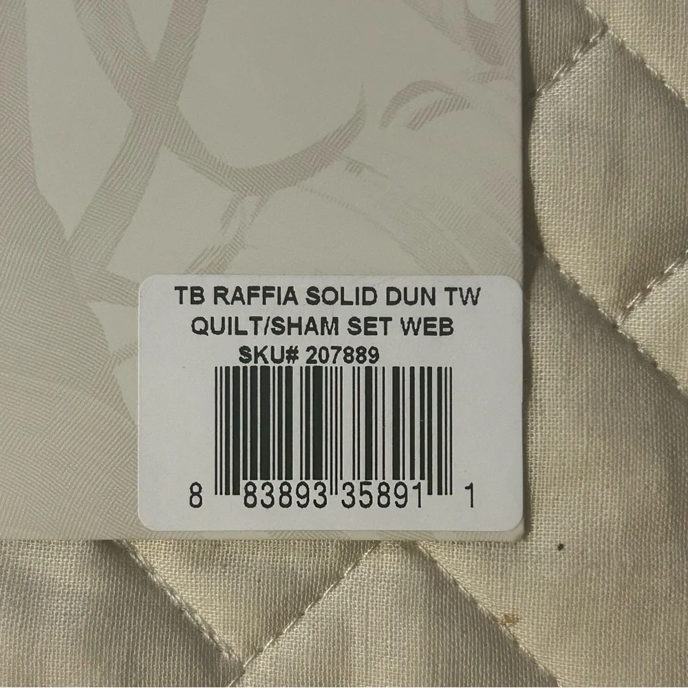 NWT Tommy Bahama Beige Raffia Solid 2-Piece Twin Quilt Set Coastal Prep Classic